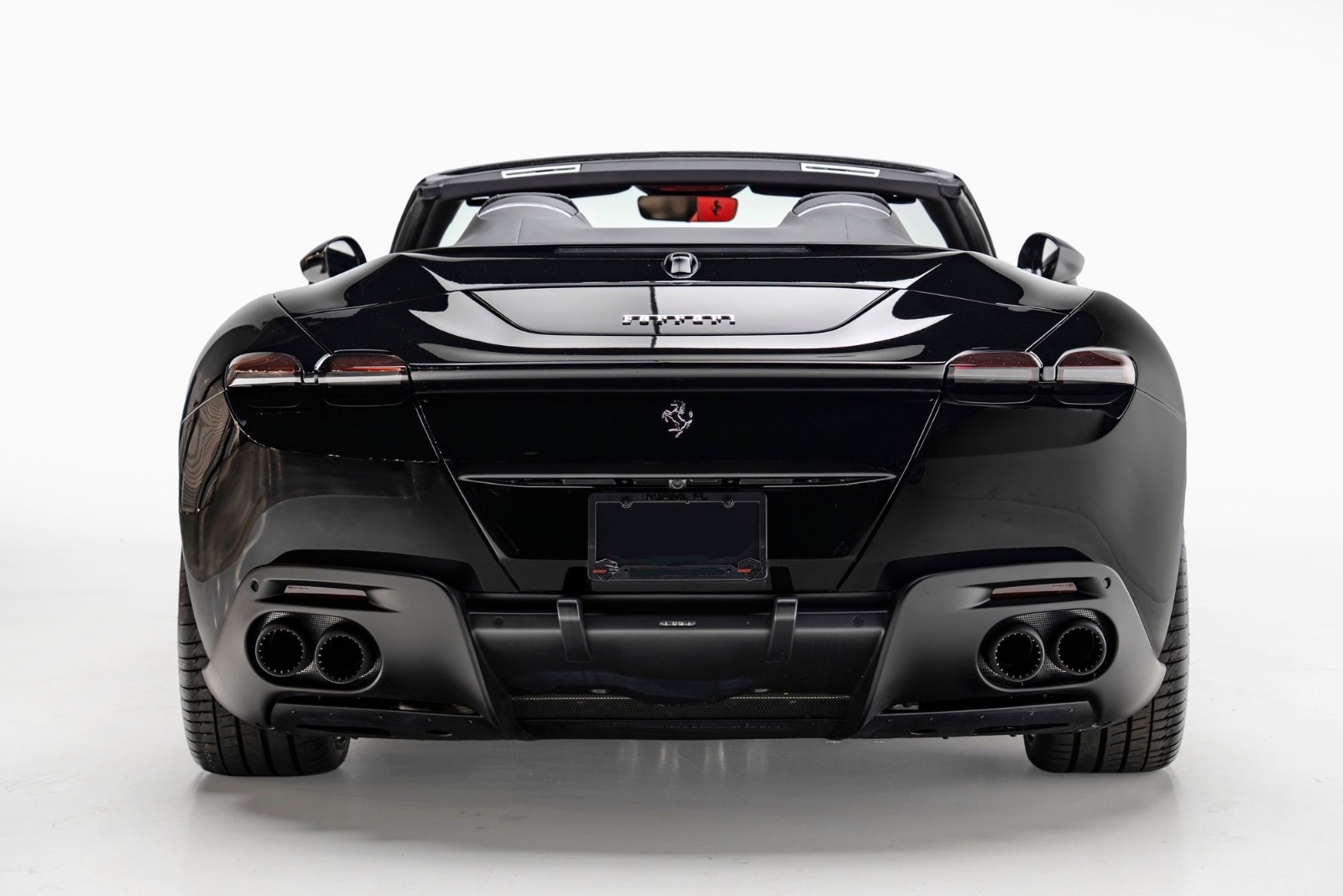 Ferrari Roma Spider 2025 — imagem 10