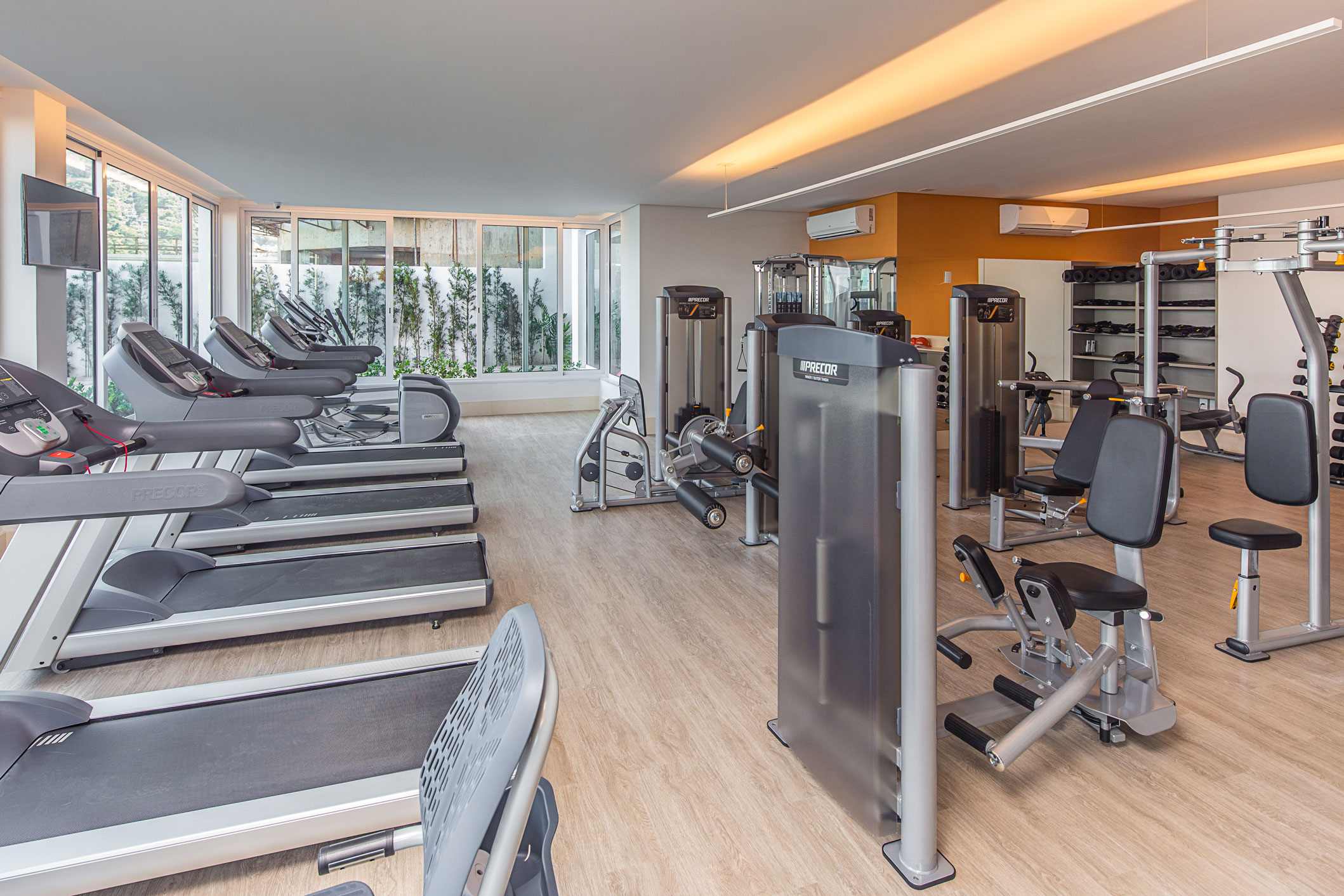 Ibiza Towers – Empreendimento 100% pronto frente mar na Barra Sul com 4 suítes e lazer de resort - imagem 3